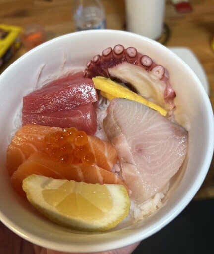 I whipped up a chirashi bowl